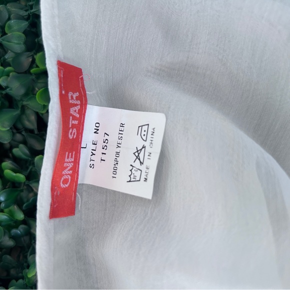 One Star NWOT square neck ruffle crop romantic blouse - Picture 4 of 4